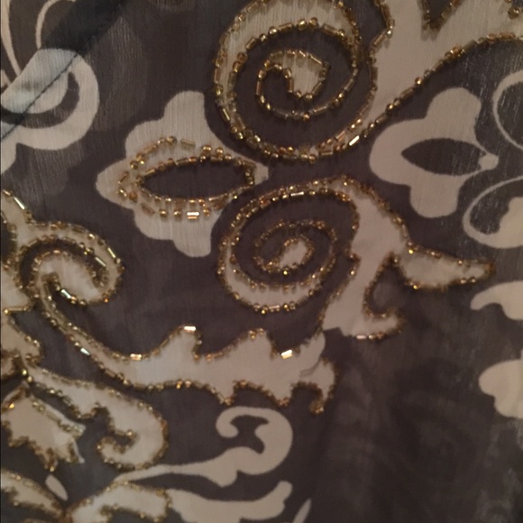 Gorgeous shirt from lane Bryant - Picture 3 of 3